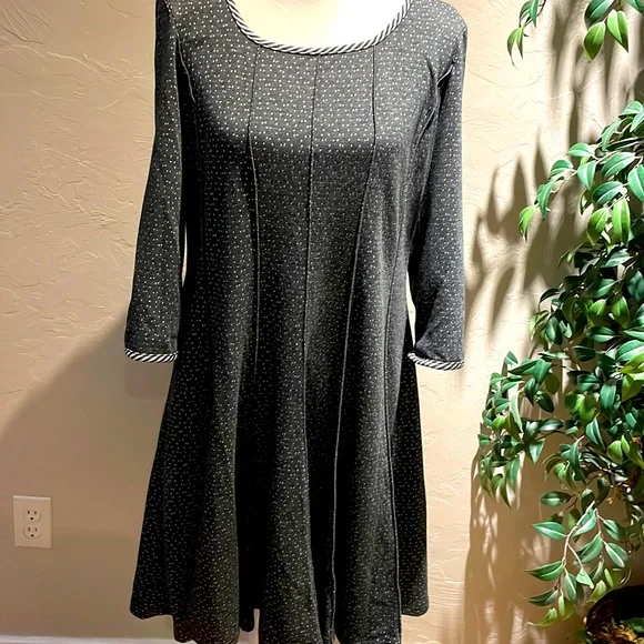long fitted black dress Karen Kane Three Quarter Sleeve Jersey Dress - Black main image 0